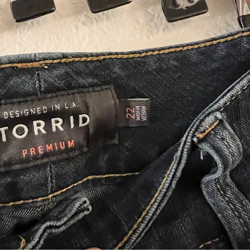torrid Indigo Skinny Jeans - Picture 9 of 11